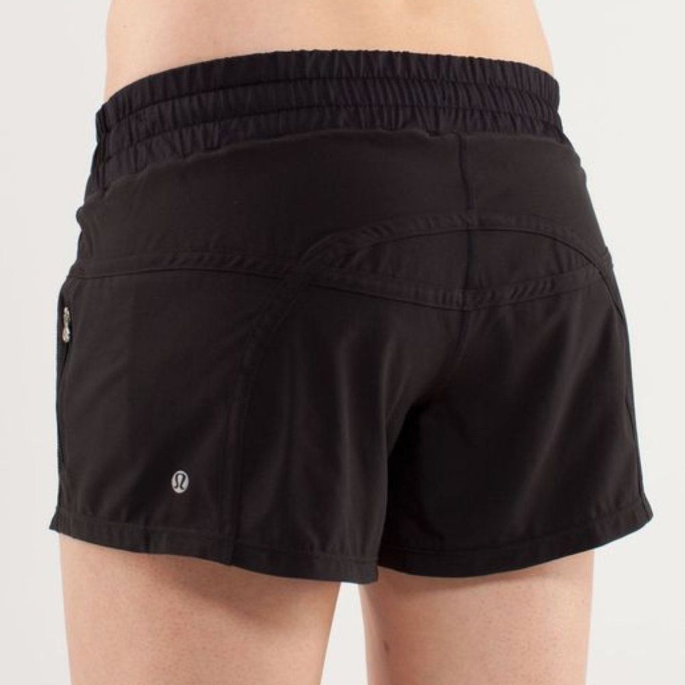 Lululemon Tracker Short III Black Size 6
